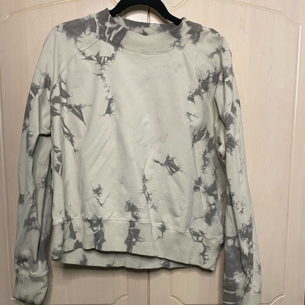 Lululemon Crew Neck